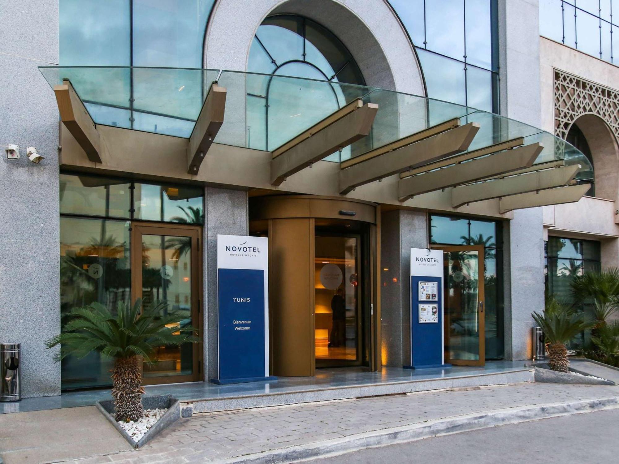 Novotel Tunis Exterior photo