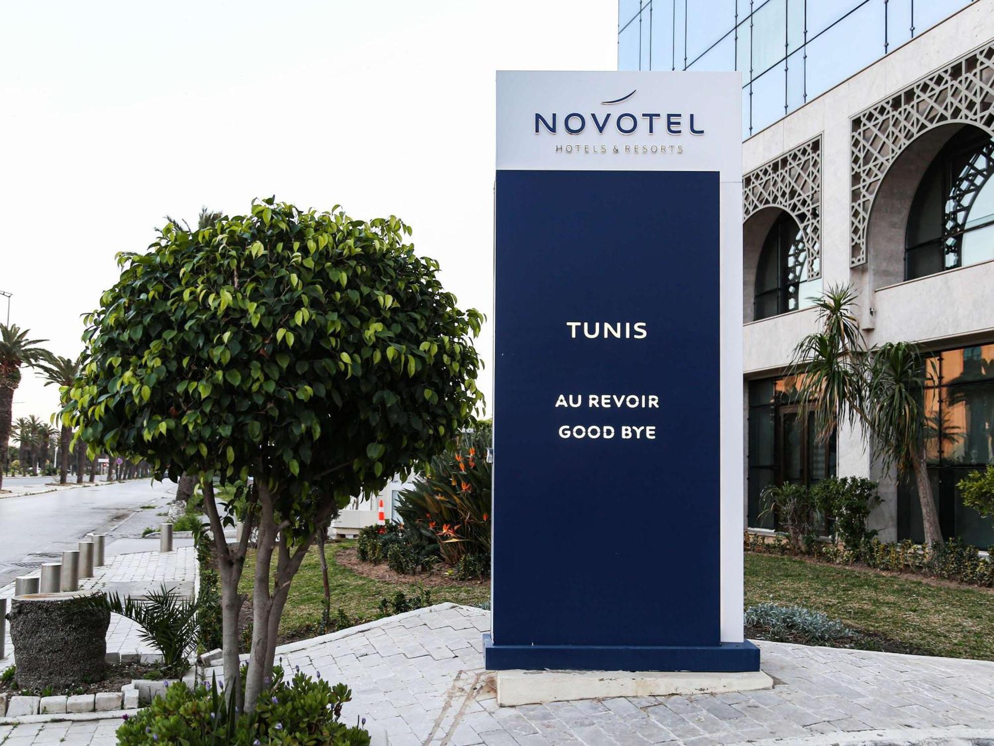 Novotel Tunis Exterior photo